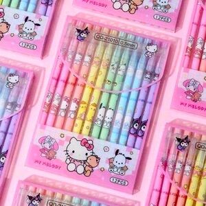 NWT Sanrio 12 pcs gel pens set